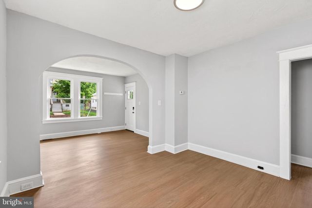 29 ELM AVE W, Baltimore, MD 21206