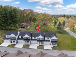202 Willow Lane, Chippewa Twp, PA 15010