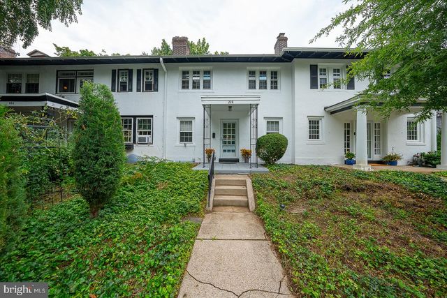 228 MONTGOMERY, Haverford, PA 19041
