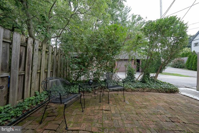 228 MONTGOMERY, Haverford, PA 19041