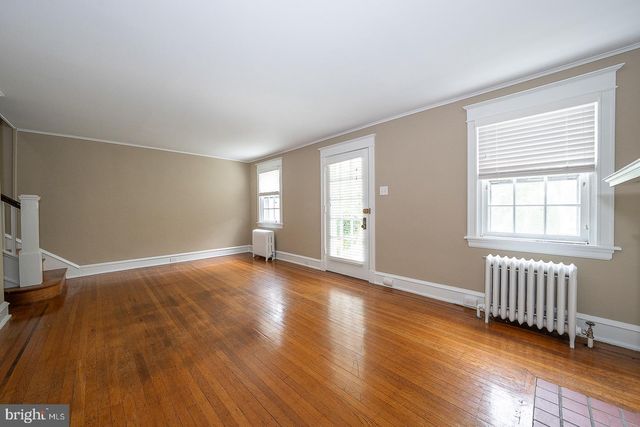 228 MONTGOMERY, Haverford, PA 19041