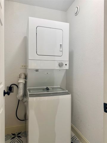 12802 Midway Road 2015, Dallas, TX 75244