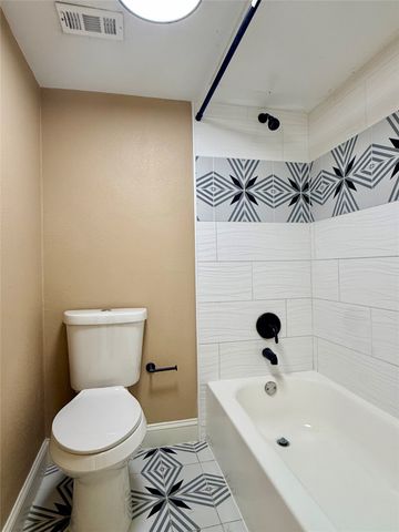 12802 Midway Road 2015, Dallas, TX 75244