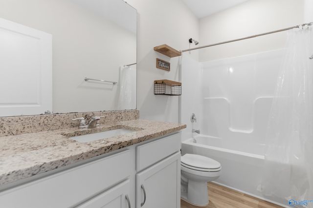 200 Goldie Court, New Market, AL 35761