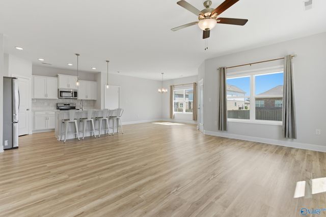 200 Goldie Court, New Market, AL 35761