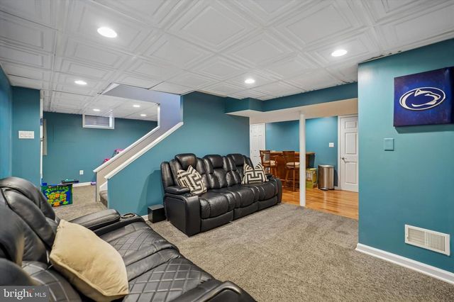 1312 ROBINSON AVE, Havertown, PA 19083