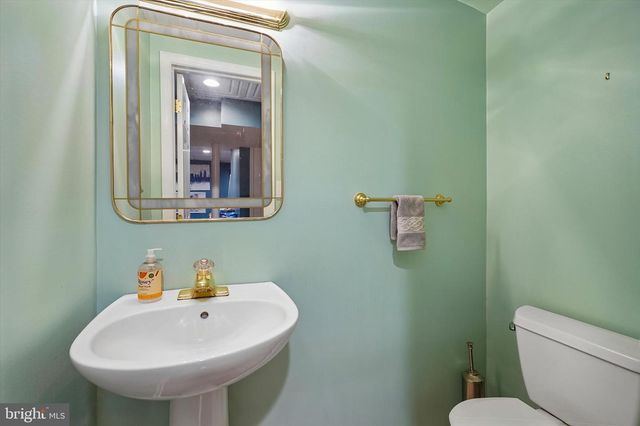 1312 ROBINSON AVE, Havertown, PA 19083