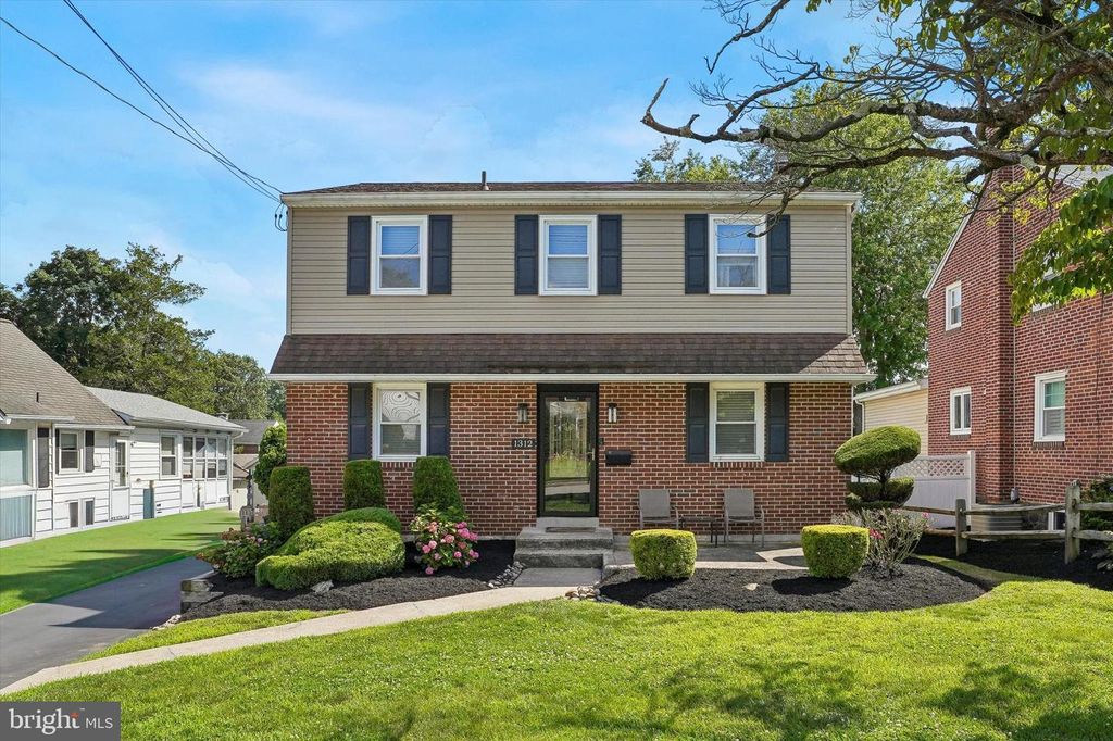 1312 ROBINSON AVE, Havertown, PA 19083
