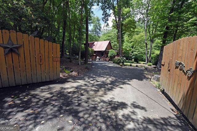 789 Old Mill Pond Road, Mineral Bluff, GA 30559
