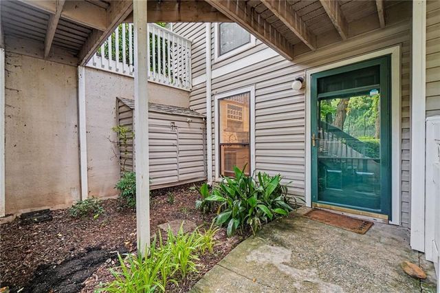 616 Wynnes Ridge Circle, Marietta, GA 30067