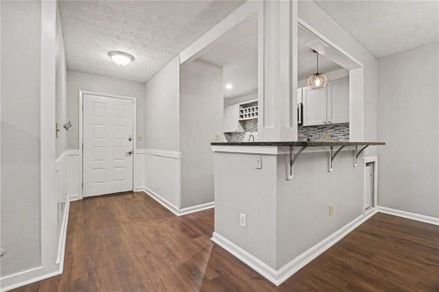 616 Wynnes Ridge Circle, Marietta, GA 30067
