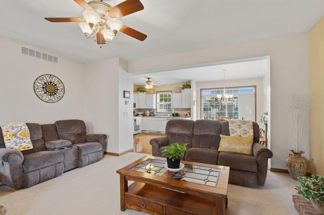 16 Logan Street, Thornville, OH 43076