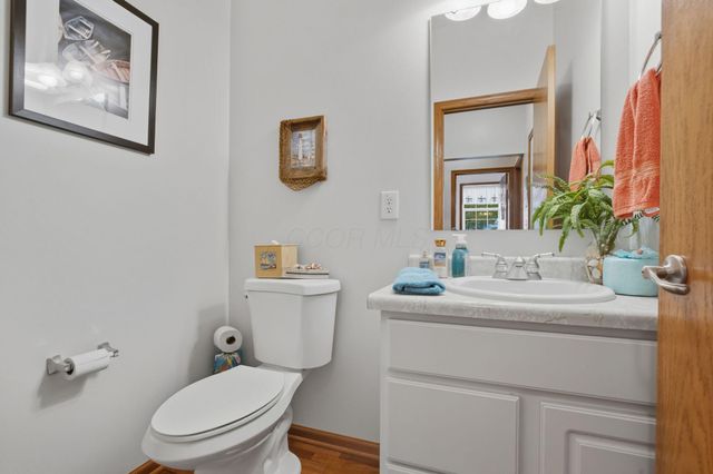 16 Logan Street, Thornville, OH 43076