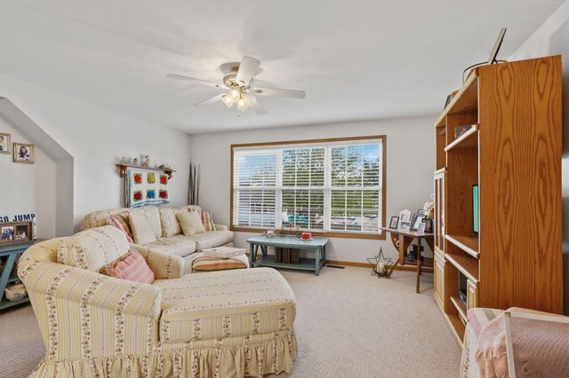 16 Logan Street, Thornville, OH 43076