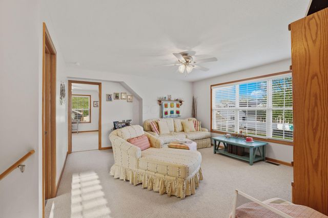 16 Logan Street, Thornville, OH 43076