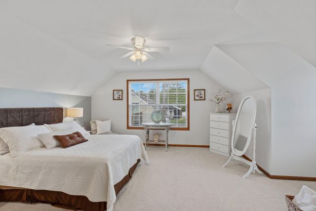 16 Logan Street, Thornville, OH 43076