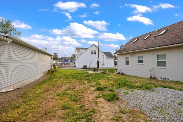 16 Logan Street, Thornville, OH 43076