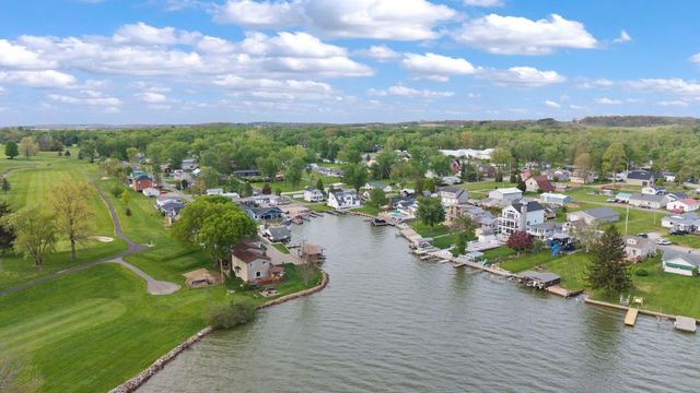 16 Logan Street, Thornville, OH 43076