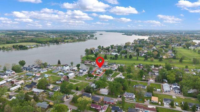 16 Logan Street, Thornville, OH 43076