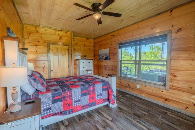 242 Lily Jo Way, Sevierville, TN 37876