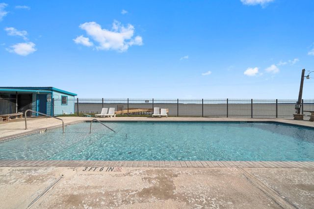 330 Crestmont Street, Point Blank, TX 77364