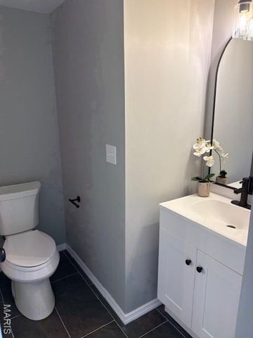 837 Wendevy Court, Ballwin, MO 63011