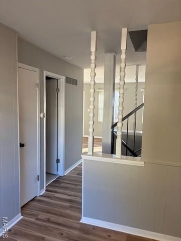 837 Wendevy Court, Ballwin, MO 63011