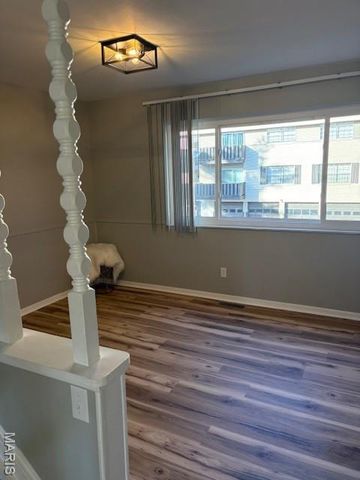 837 Wendevy Court, Ballwin, MO 63011