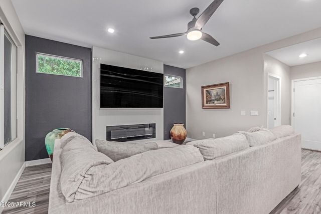 21121 N 63RD Drive, Glendale, AZ 85308