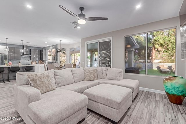 21121 N 63RD Drive, Glendale, AZ 85308