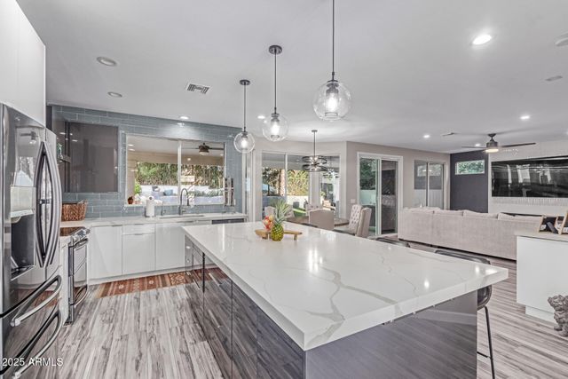 21121 N 63RD Drive, Glendale, AZ 85308