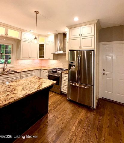 14802 Woodmont Park Pl, Louisville, KY 40245