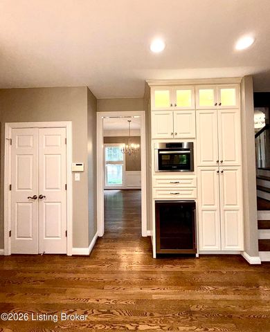 14802 Woodmont Park Pl, Louisville, KY 40245