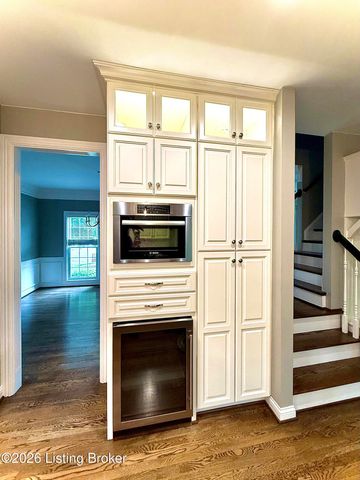 14802 Woodmont Park Pl, Louisville, KY 40245