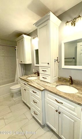 14802 Woodmont Park Pl, Louisville, KY 40245