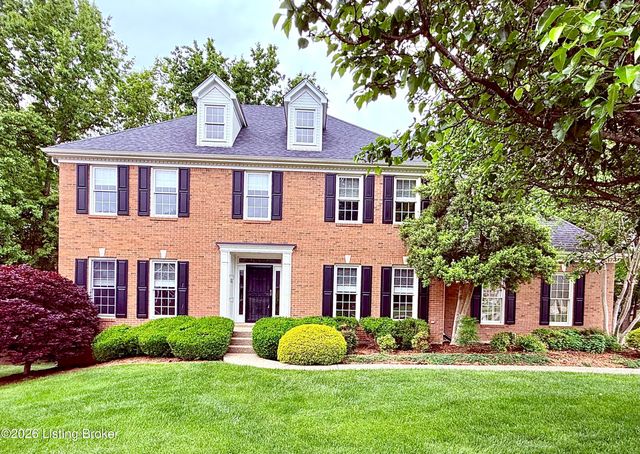 14802 Woodmont Park Pl, Louisville, KY 40245