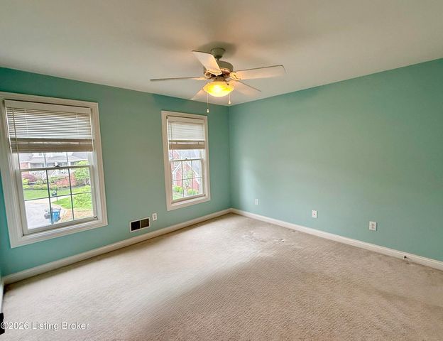 14802 Woodmont Park Pl, Louisville, KY 40245