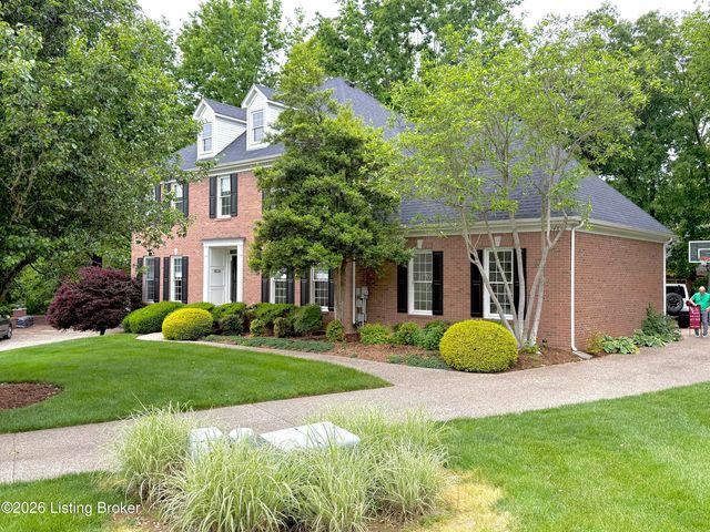 14802 Woodmont Park Pl, Louisville, KY 40245