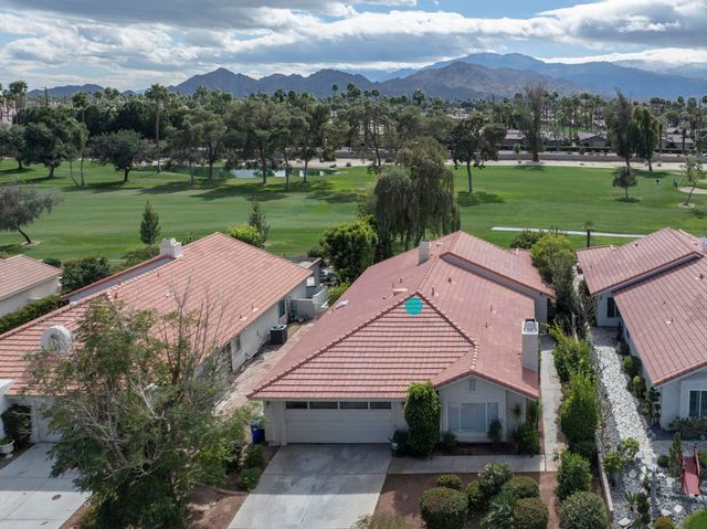 39865 Sweetwater Drive, Palm Desert, CA 92211