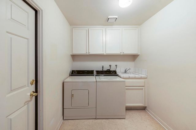 39865 Sweetwater Drive, Palm Desert, CA 92211