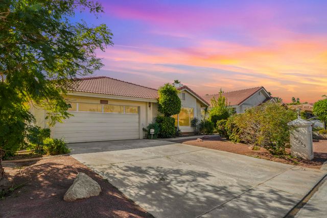 39865 Sweetwater Drive, Palm Desert, CA 92211