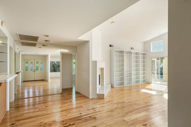 39865 Sweetwater Drive, Palm Desert, CA 92211