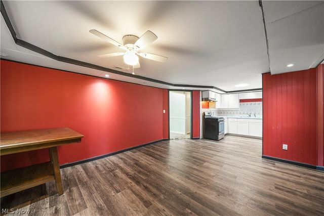 10432 State Route 303, Windham, OH 44288