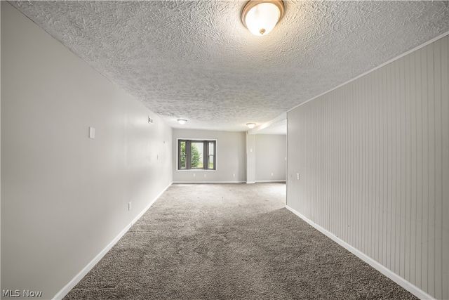 10432 State Route 303, Windham, OH 44288