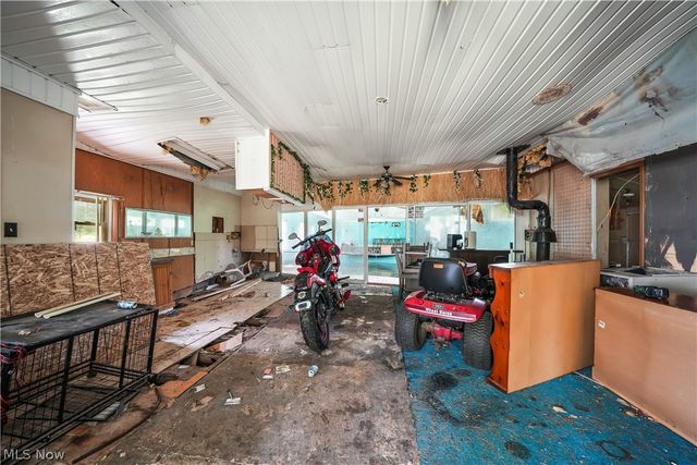 10432 State Route 303, Windham, OH 44288