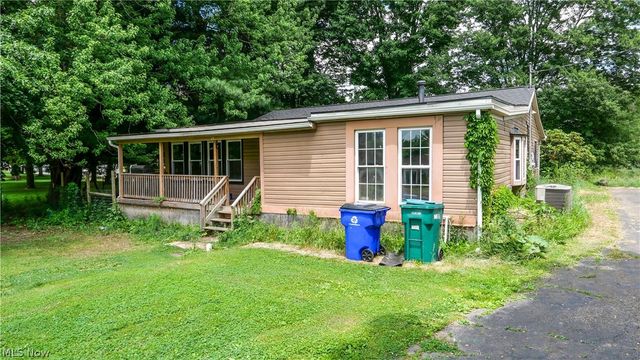 10432 State Route 303, Windham, OH 44288