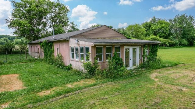 10432 State Route 303, Windham, OH 44288