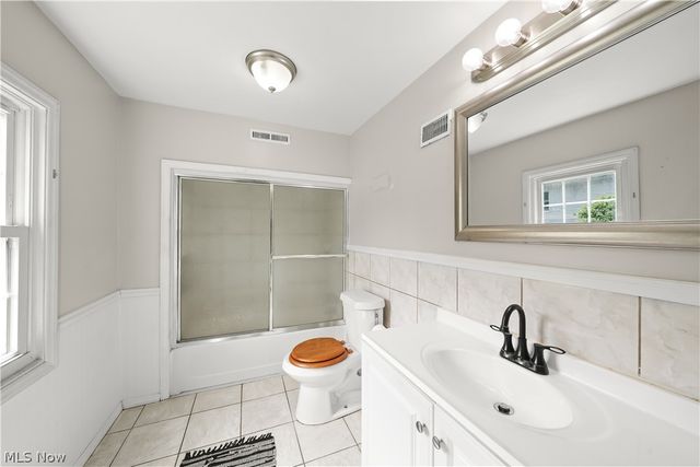 10432 State Route 303, Windham, OH 44288