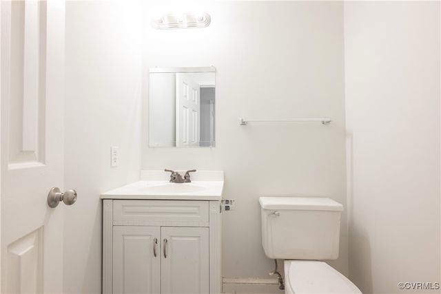 3219 Castlebury Dr, Chester, VA 23831
