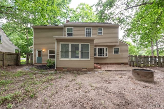 3219 Castlebury Dr, Chester, VA 23831